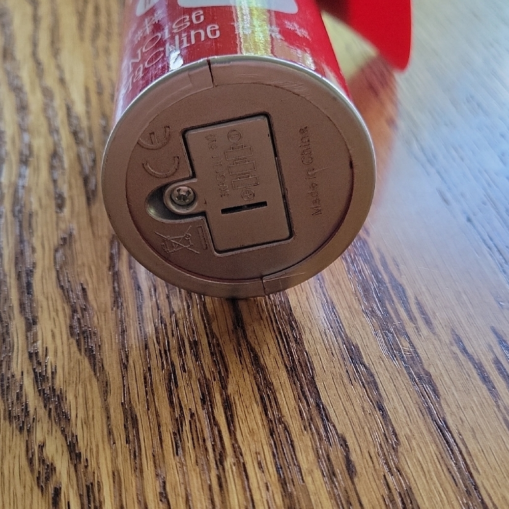 Christmas In-A-Can Noise Machine - Picture 2 of 3